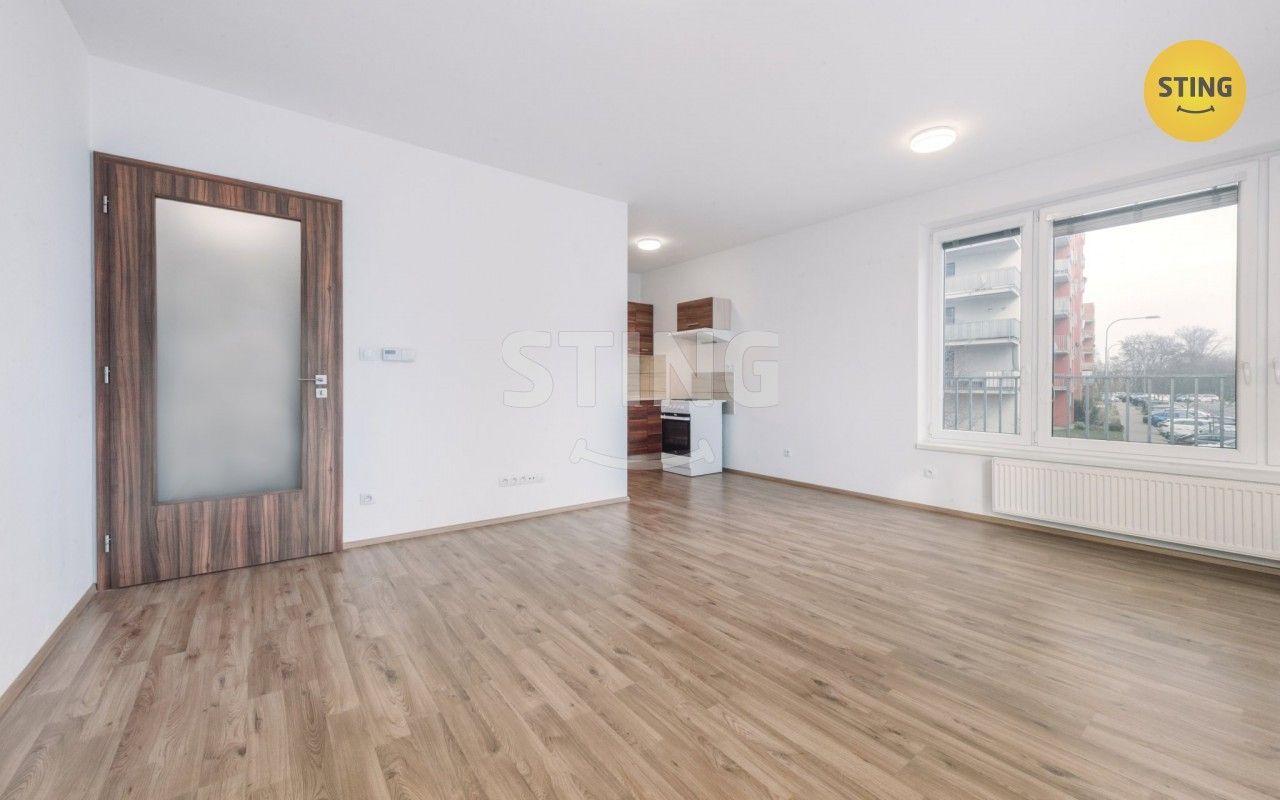Prodej byt 1+kk - Pod Vinicí, Pardubice, 40 m²