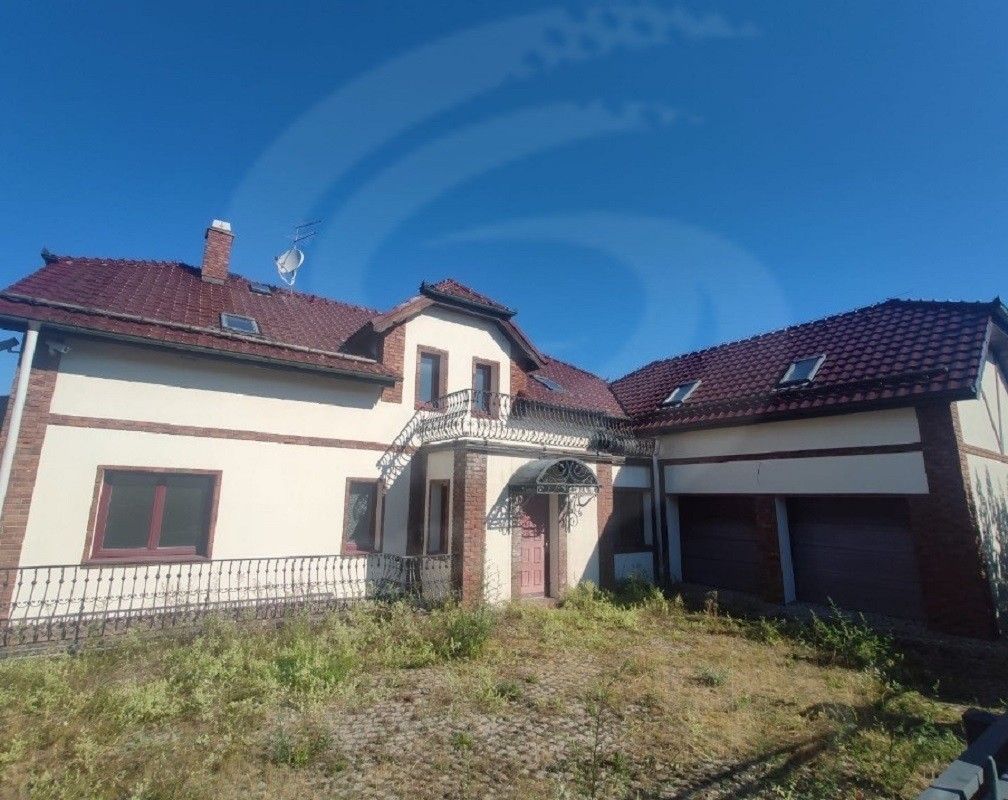 Prodej rodinný dům - Kolová, 410 m²