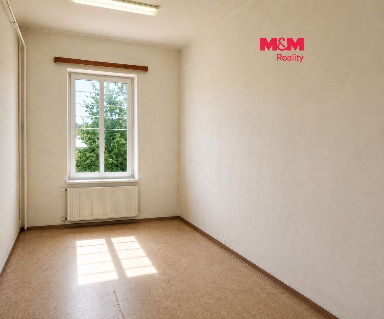 Kanceláře, Vršovců, Chomutov, 16 m² - 1