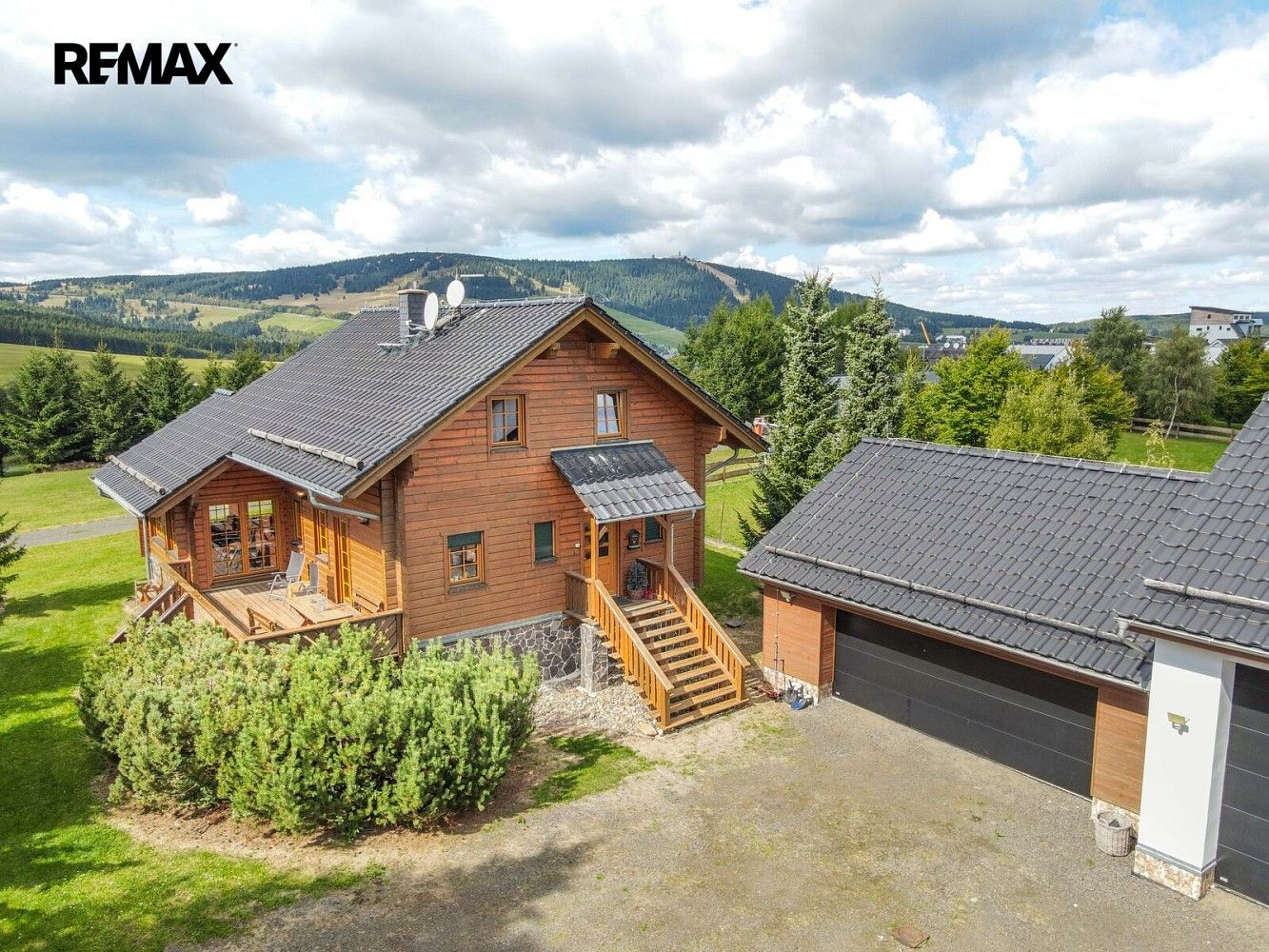 Rodinné domy, Loučná pod Klínovcem - Loučná, okres Chomutov, 195 m² - 2