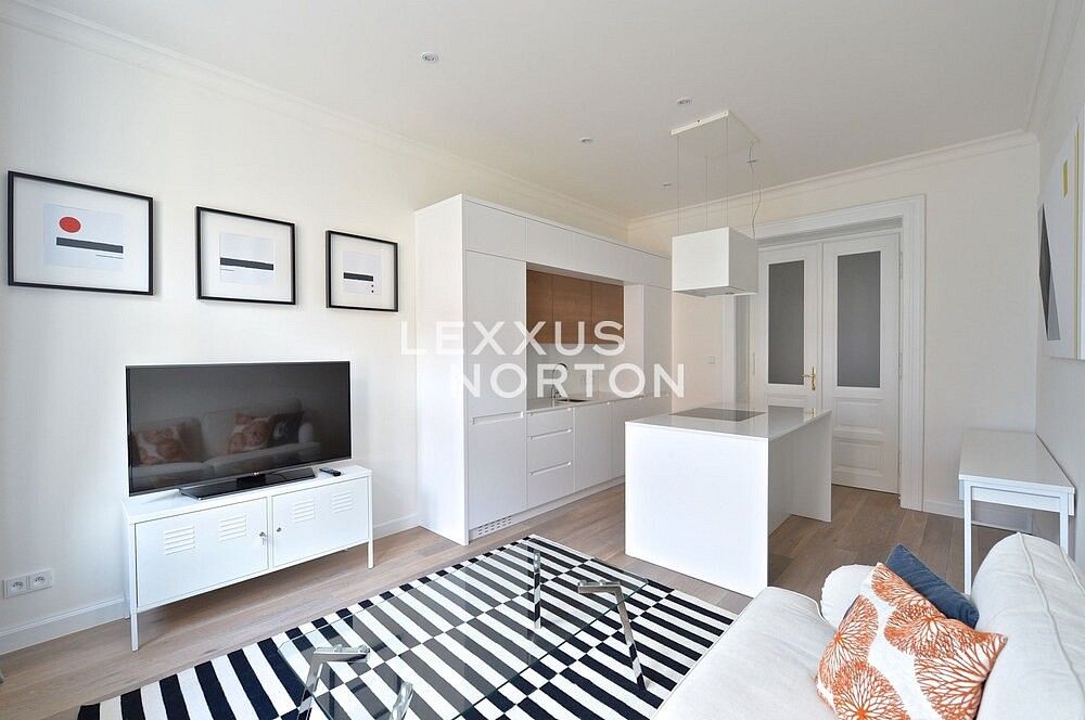 2+kk, Praha - Vinohrady, okres Praha 3, Hlavní město Praha, 56 m² - 2