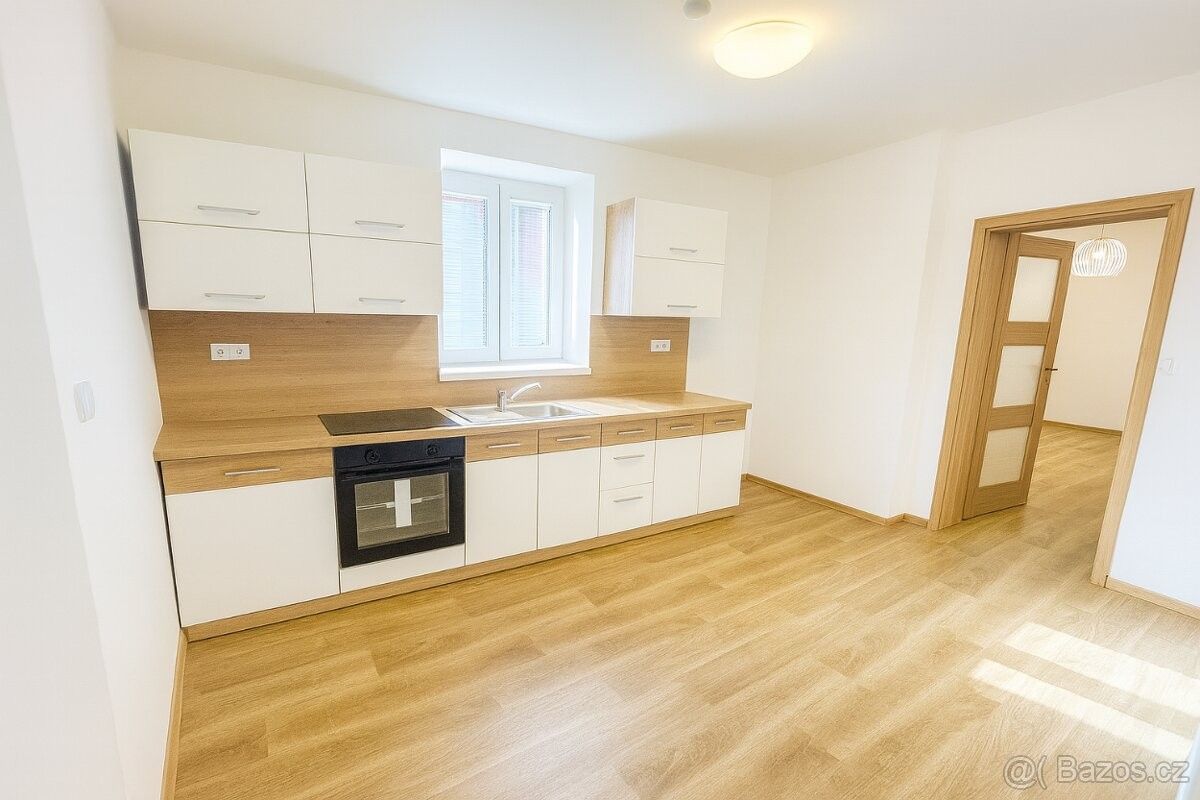 Byty, Valašské Klobouky, 766 01