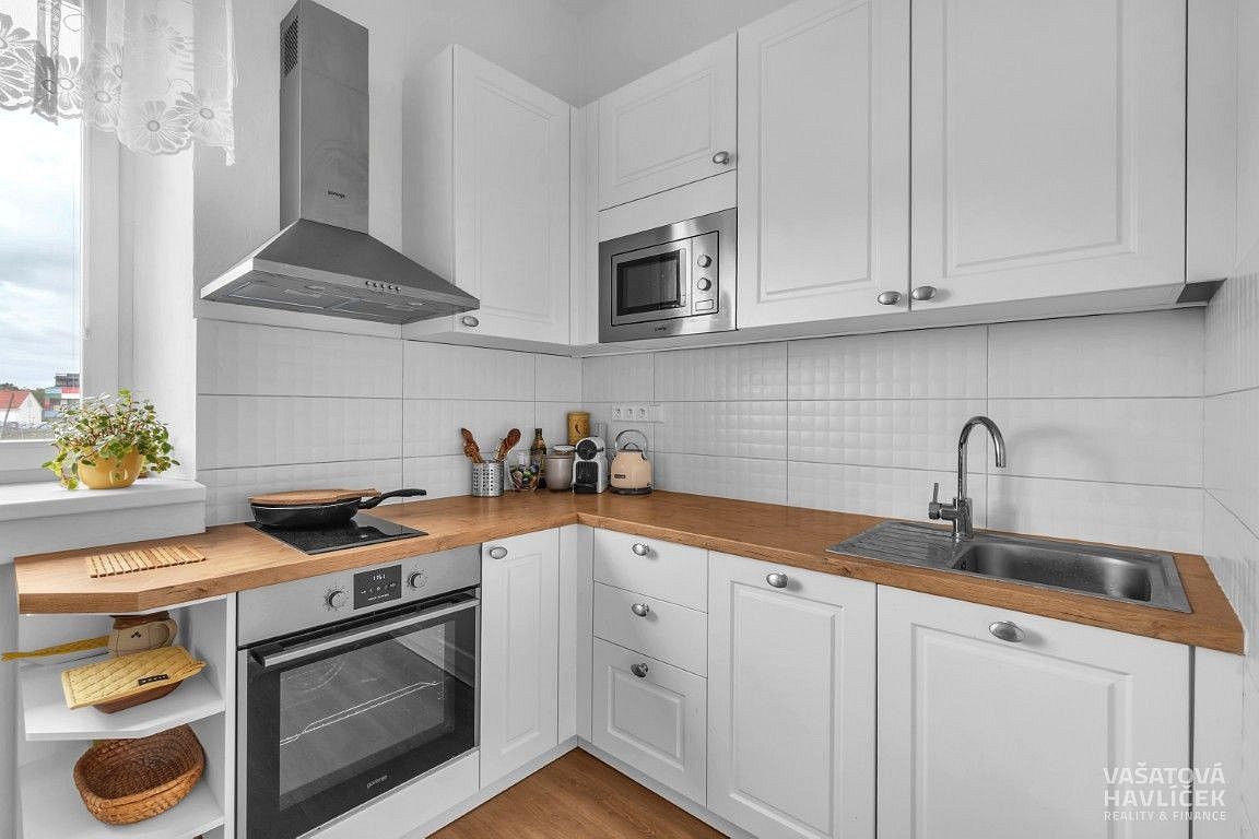 2+1, Fráni Šrámka, Hradec Králové - Pražské Předměstí, 68 m² - 2