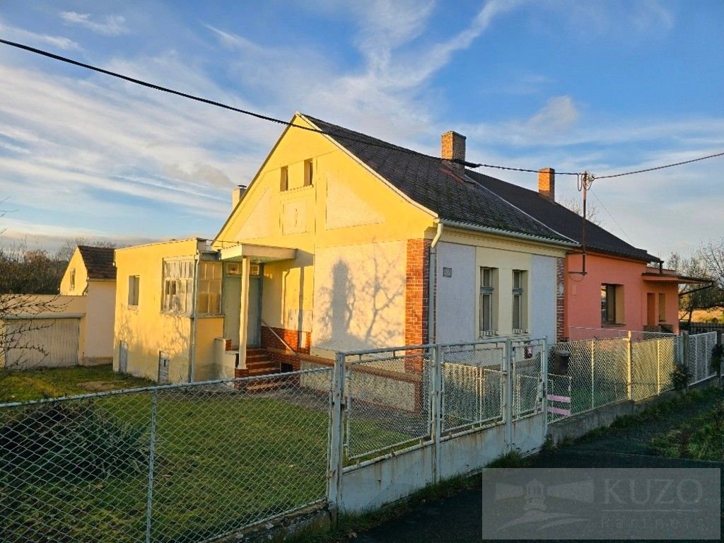 Prodej rodinný dům - Komenského, Staňkov, 100 m²