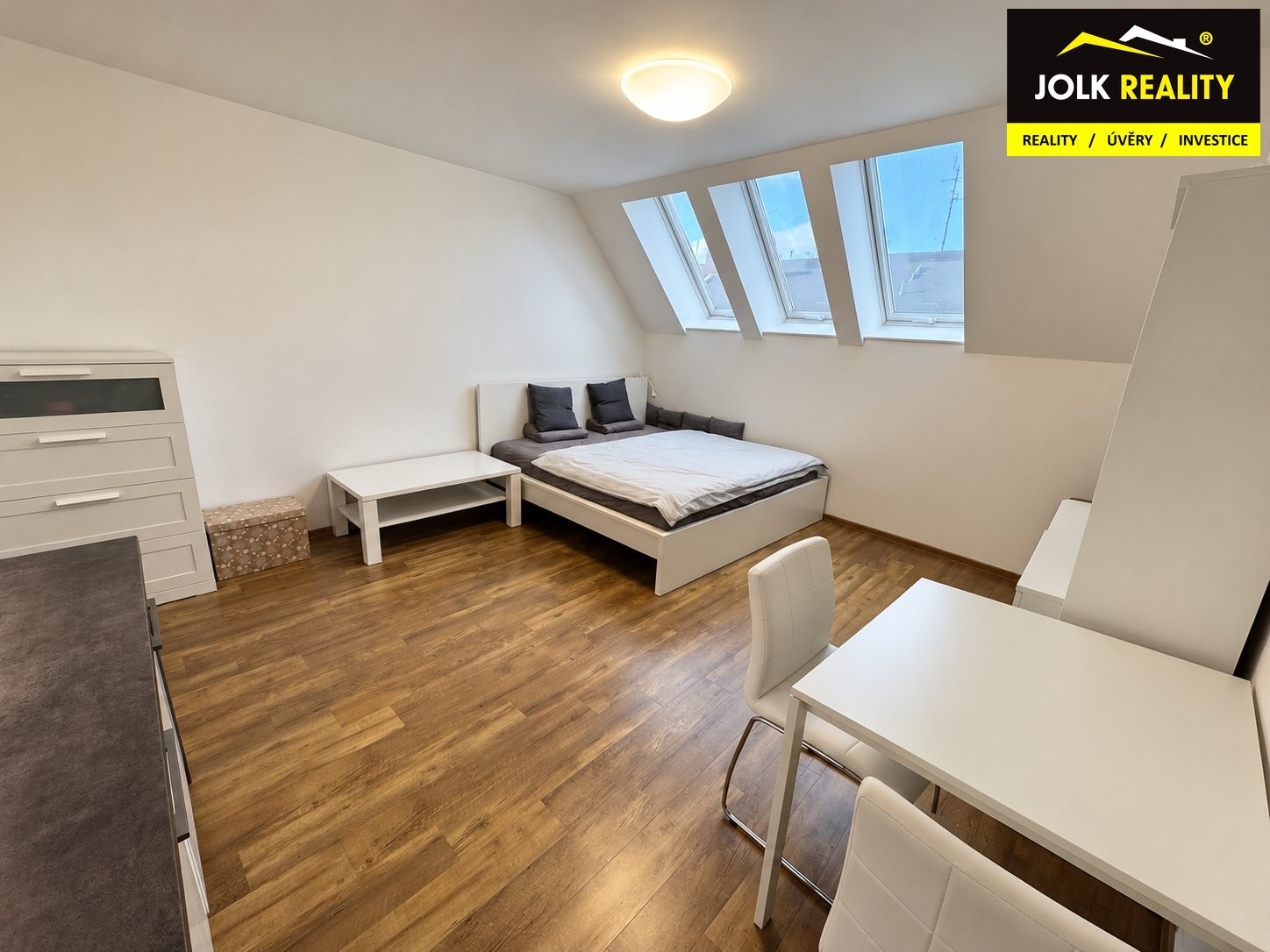 Pronájem byt 1+kk - Krnovská, Opava, 30 m² - 2