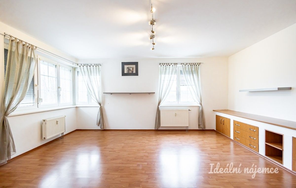 2+kk, Jitravská, Praha, 68 m² - 2
