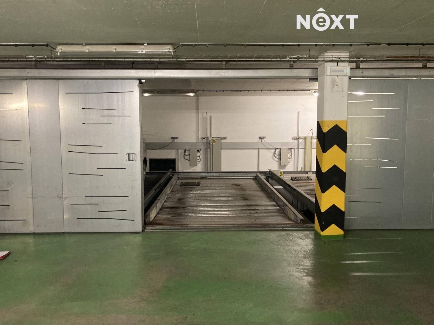 Garáže, U Zátiší 545, Praha Hodkovičky, 12 m² - 2