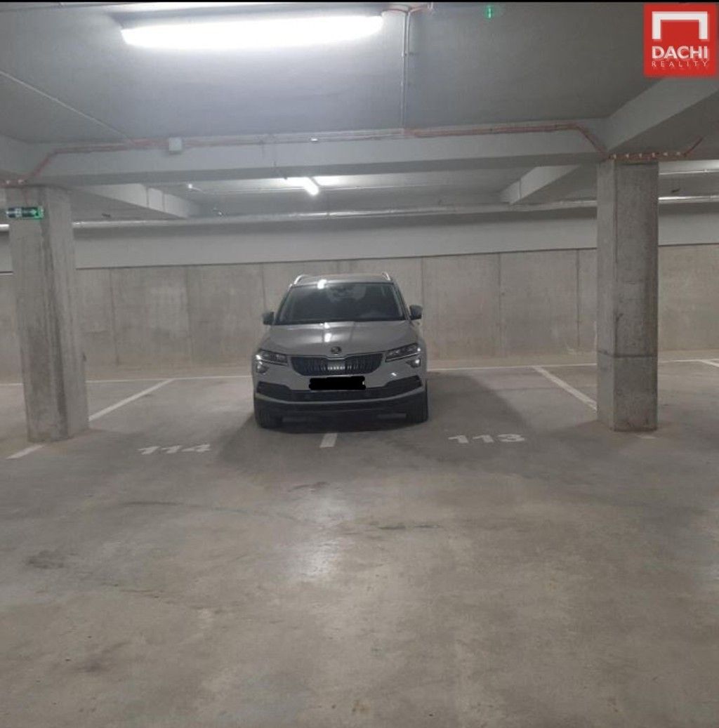 Pronájem garáž - Edmunda Husserla 1213, Olomouc, 20 m²