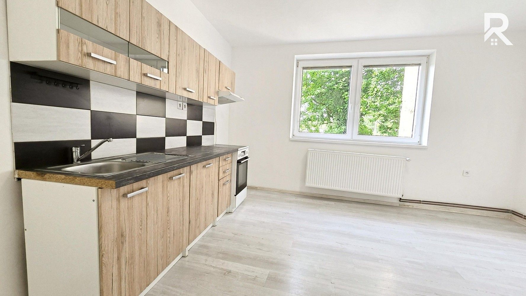 1+1, Hostomice, okres Teplice, Ústecký kraj, 50 m² - 1