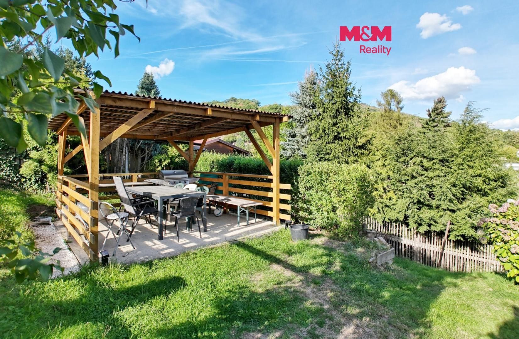 Zahrada, 324 m²