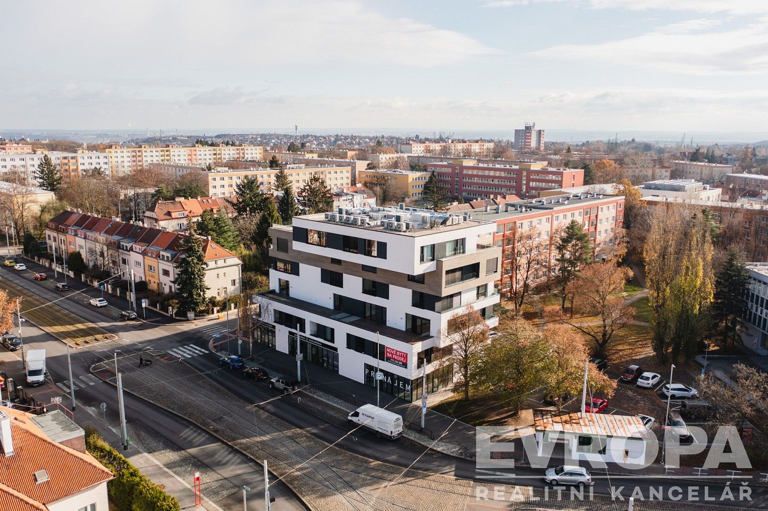 Obchodní prostory, 103 m²