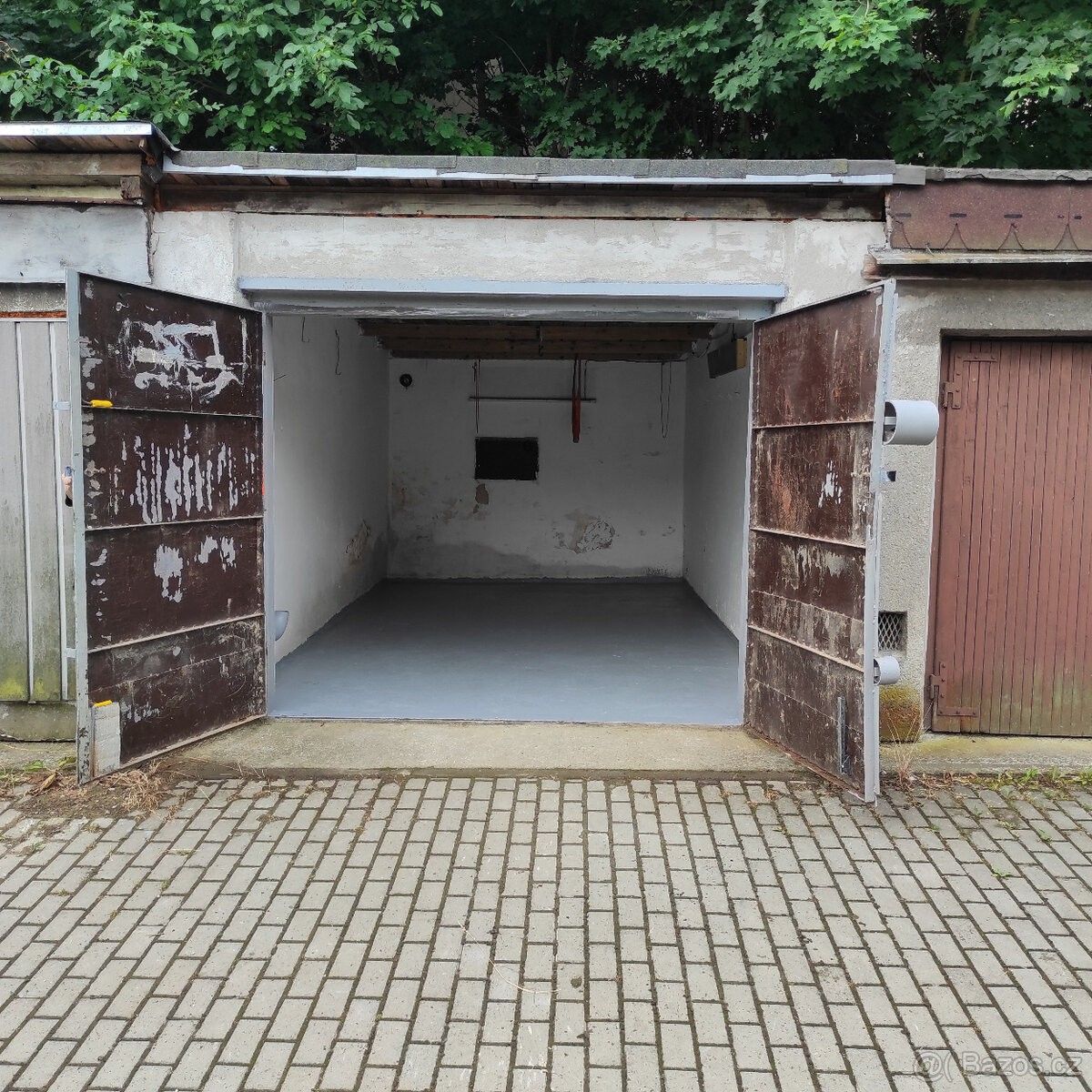 Garáže, Ostrava, 722 00 - 2