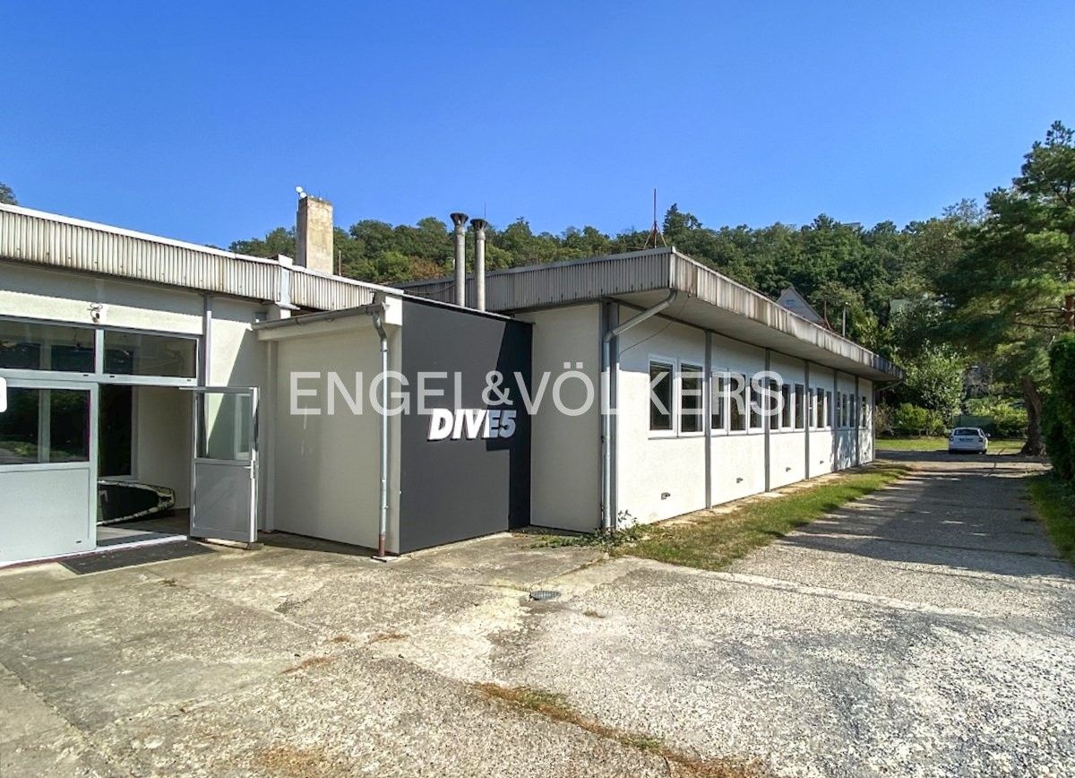 Obchodní prostory, Modřanská, Praha, 266 m²