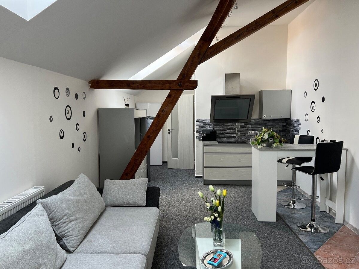 Byty, Pardubice, 530 02