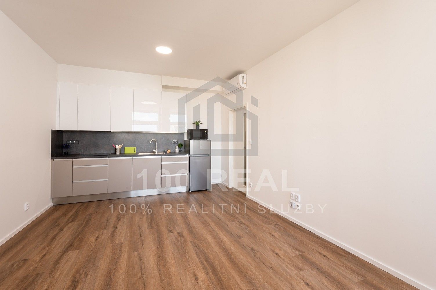 2+kk, Pardubice - Zelené Předměstí, Pardubický kraj, 44 m² - 1
