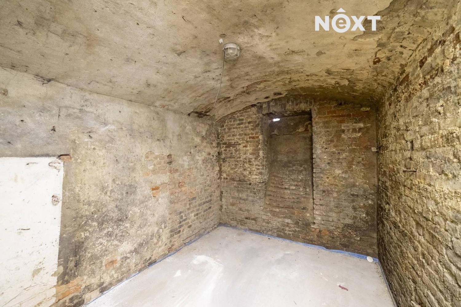 Prodej sklad - U Tyrše 159, Praha Košíře, 33 m² - 5