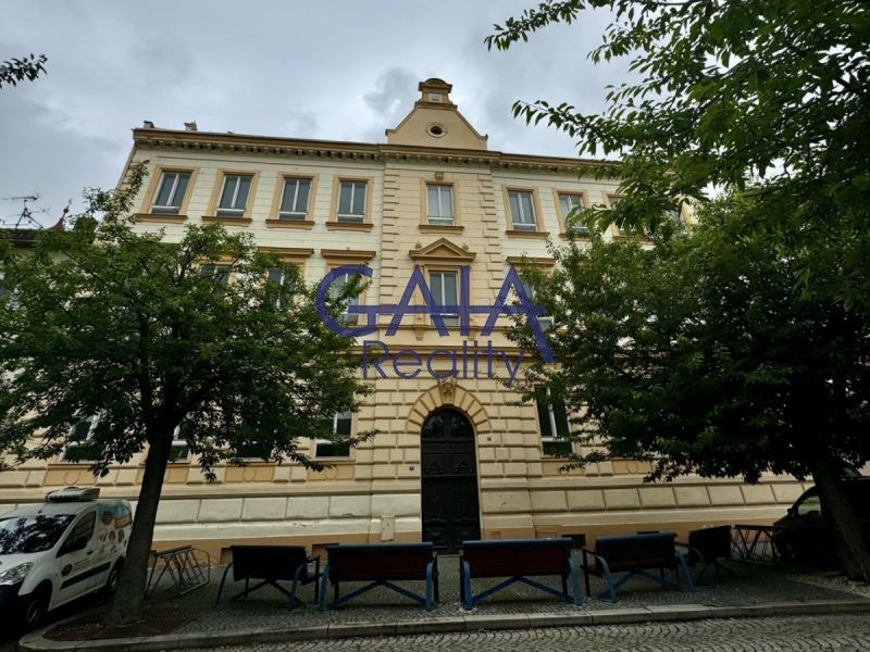 Prodej kancelář - třída Komenského, Kyjov, 2 396 m²