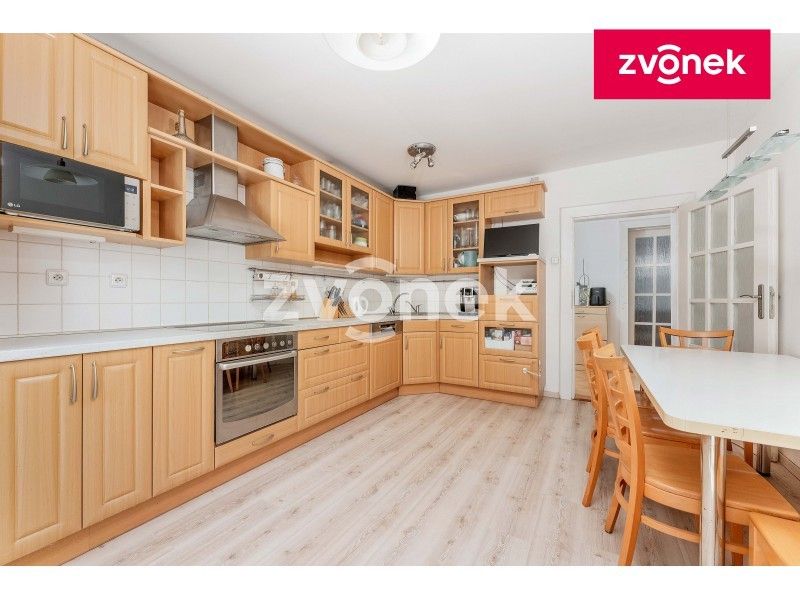 Prodej rodinný dům - Březnice, 207 m²