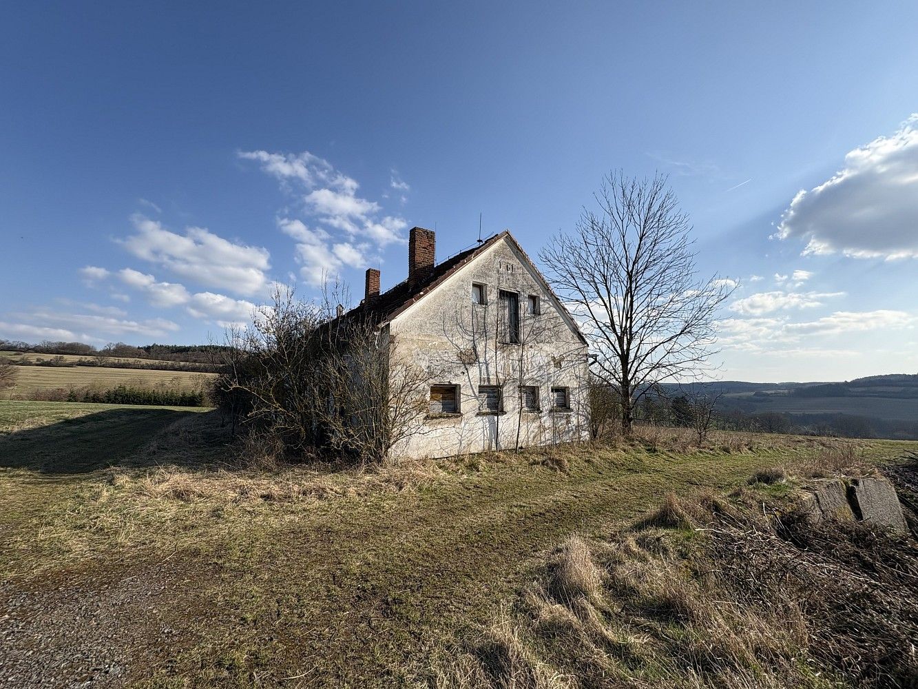 Pozemky pro bydlení, Petrovice - Týnčany, okres Příbram - 1