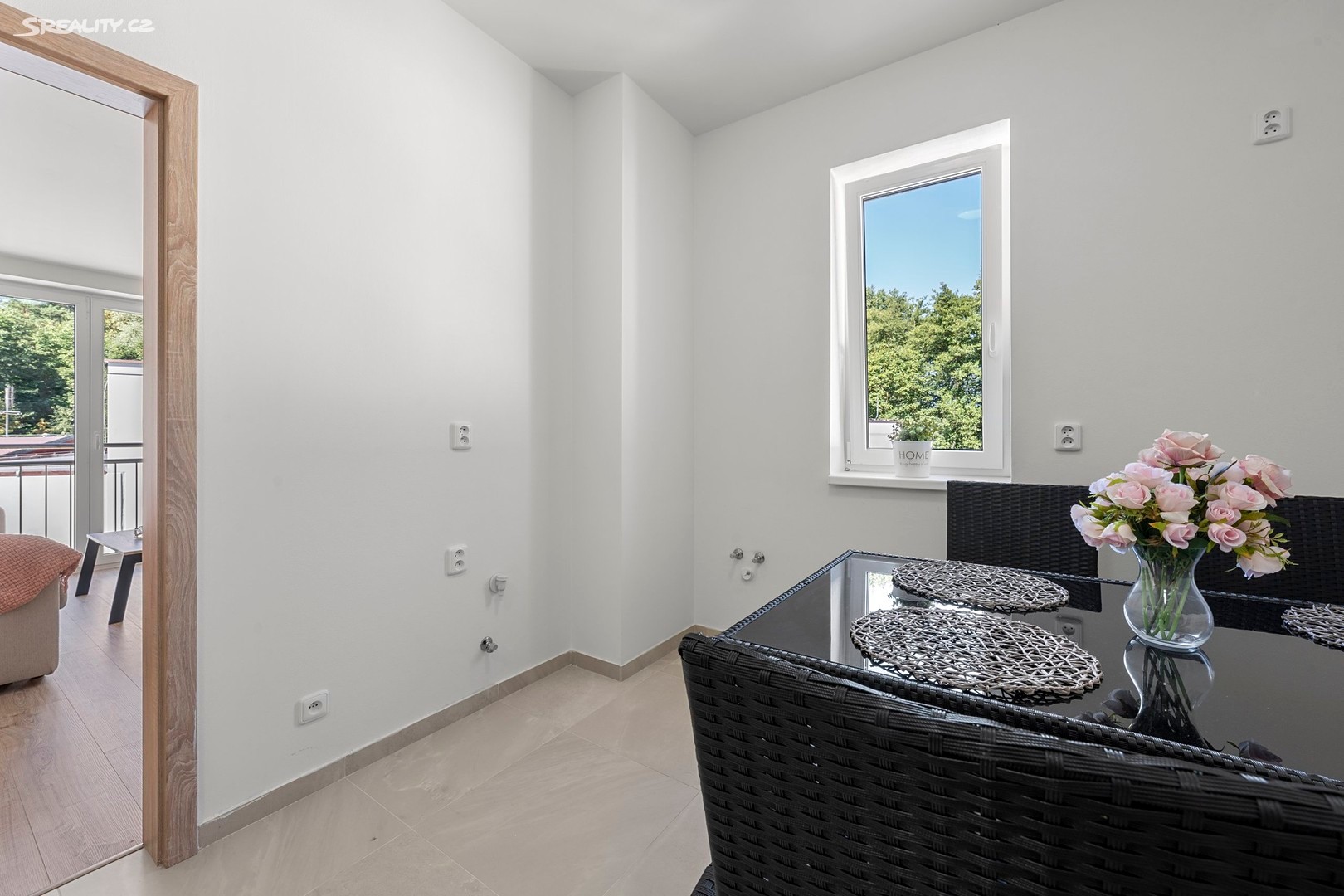 Byt 2+1 · 43,2 m² · V Pitkovičkách 351, Praha - 3