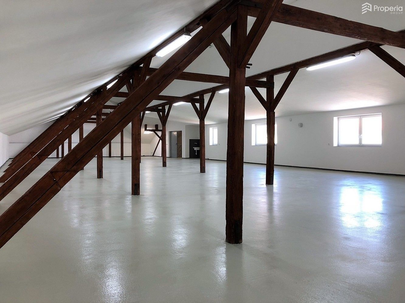 Sklady, 24. dubna, Želešice, okres Brno-venkov, 356 m² - 2