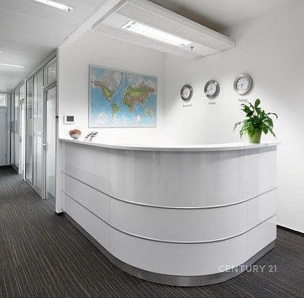 Pronájem kancelář - Praha - Karlín, okres Praha 8, Hlavní město Praha, 886 m² - 2