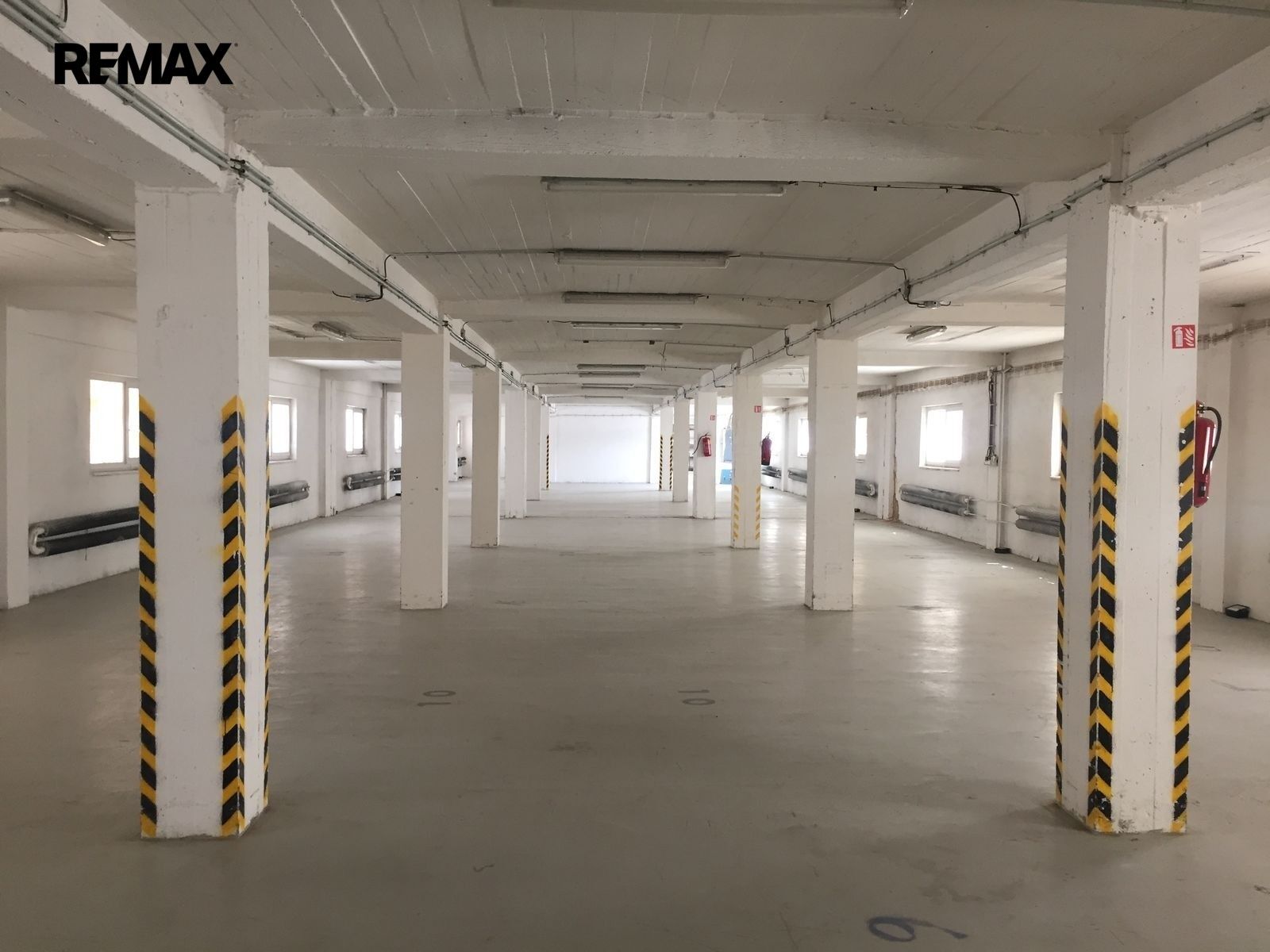 Sklady, F.V.Veselého, Praha Horní Počernice, 800 m²
