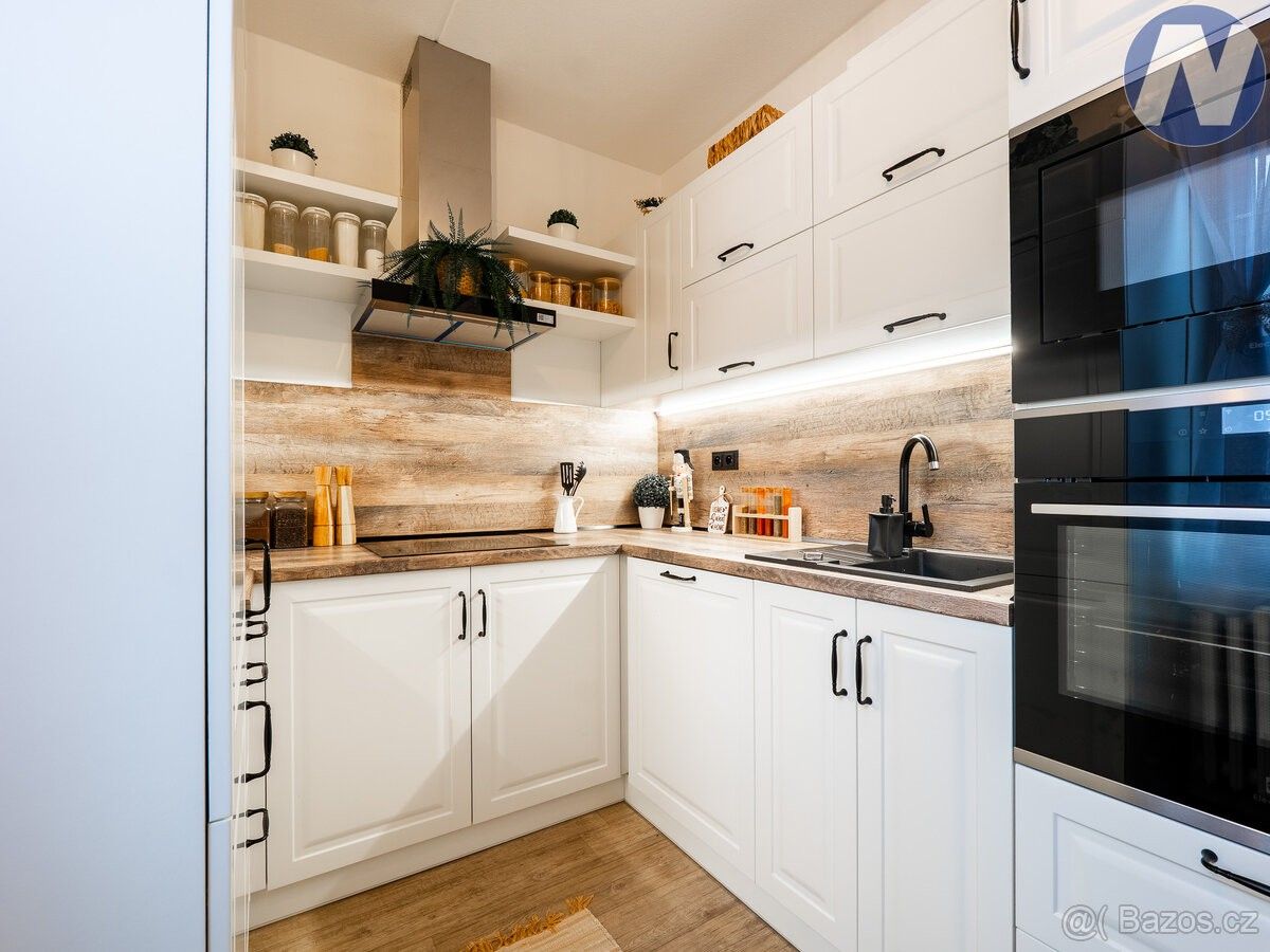 Byty, Vimperk, 385 01