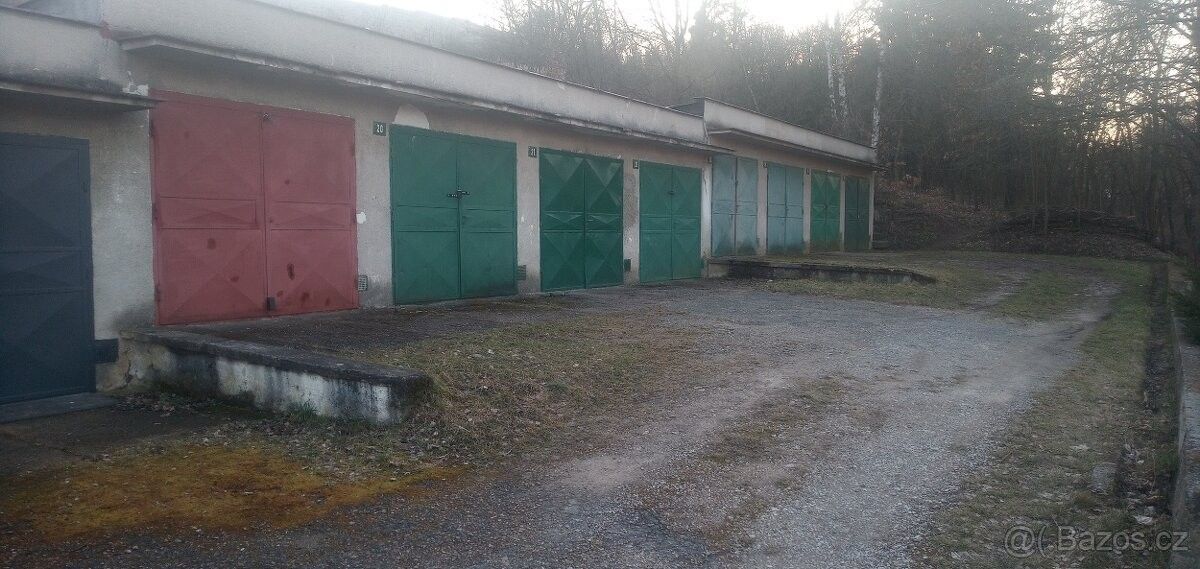 Garáže, Beroun, 266 01