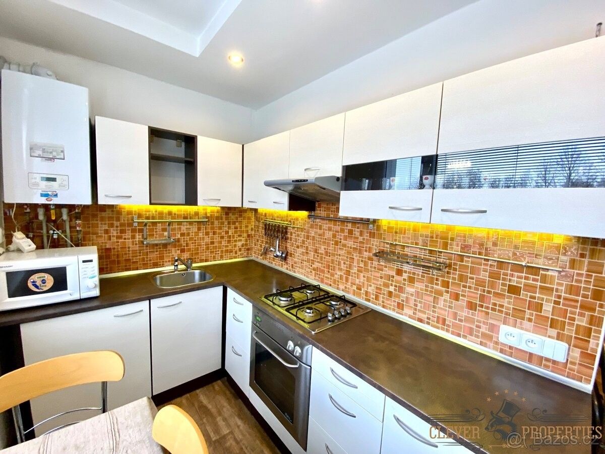 Byty, Nasavrky, 538 25