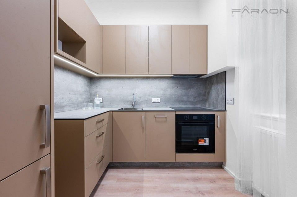 3+kk, Gorazdova, Praha, 96 m²