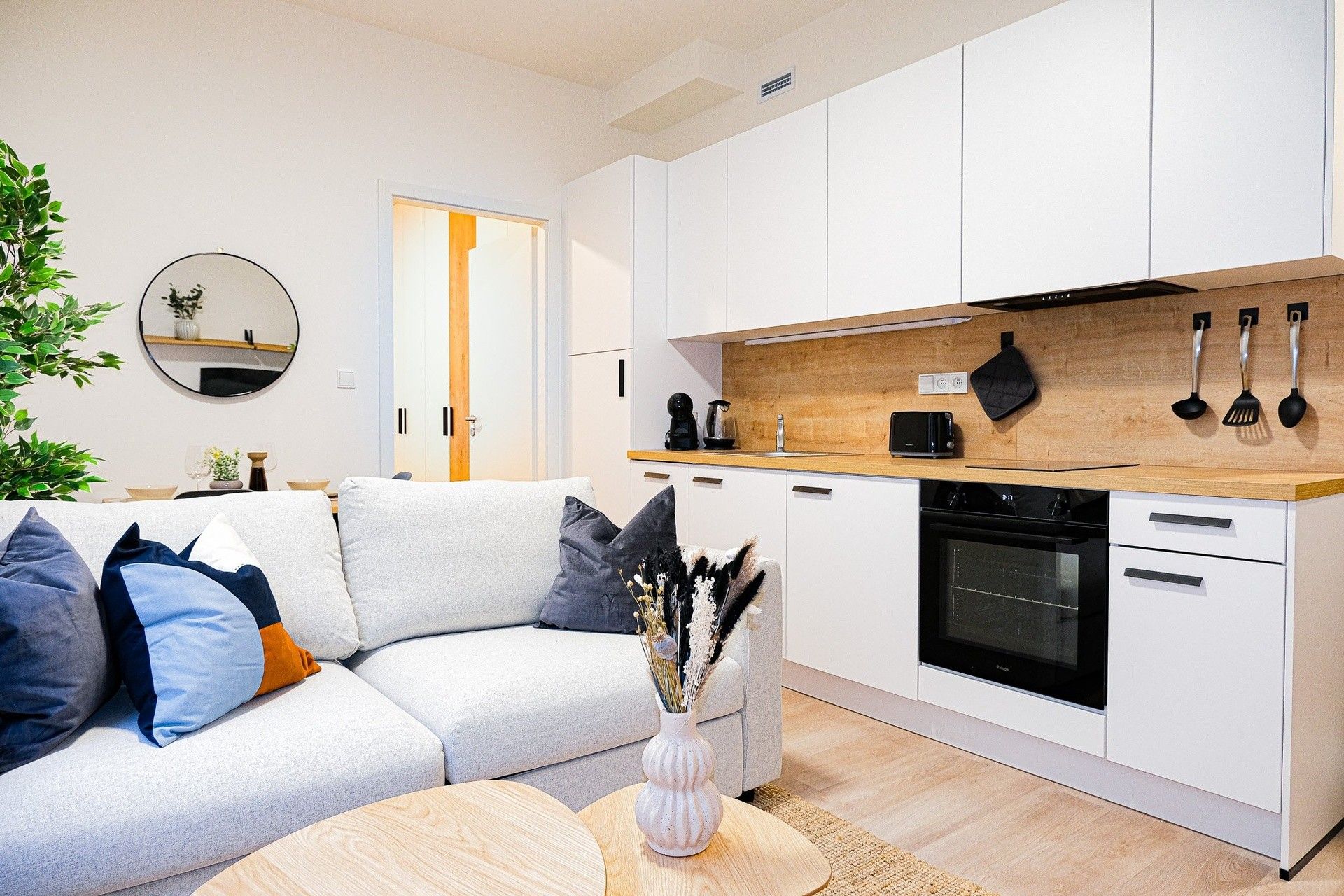 Prodej byt 2+kk - Plzeňská, Praha, 33 m² - 5