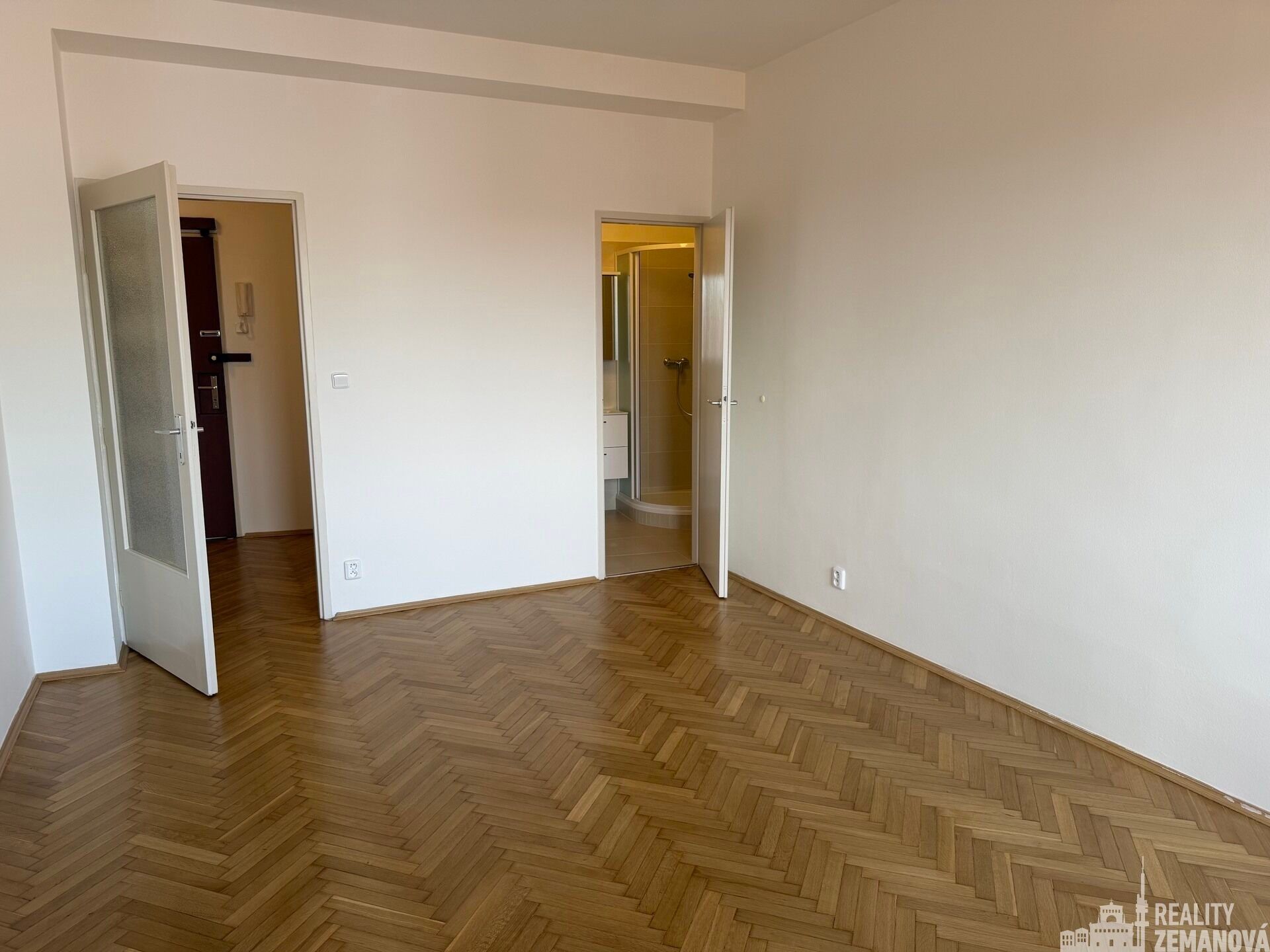 Byt 2+1 · 50 m² · Šeříková, Praha - 4