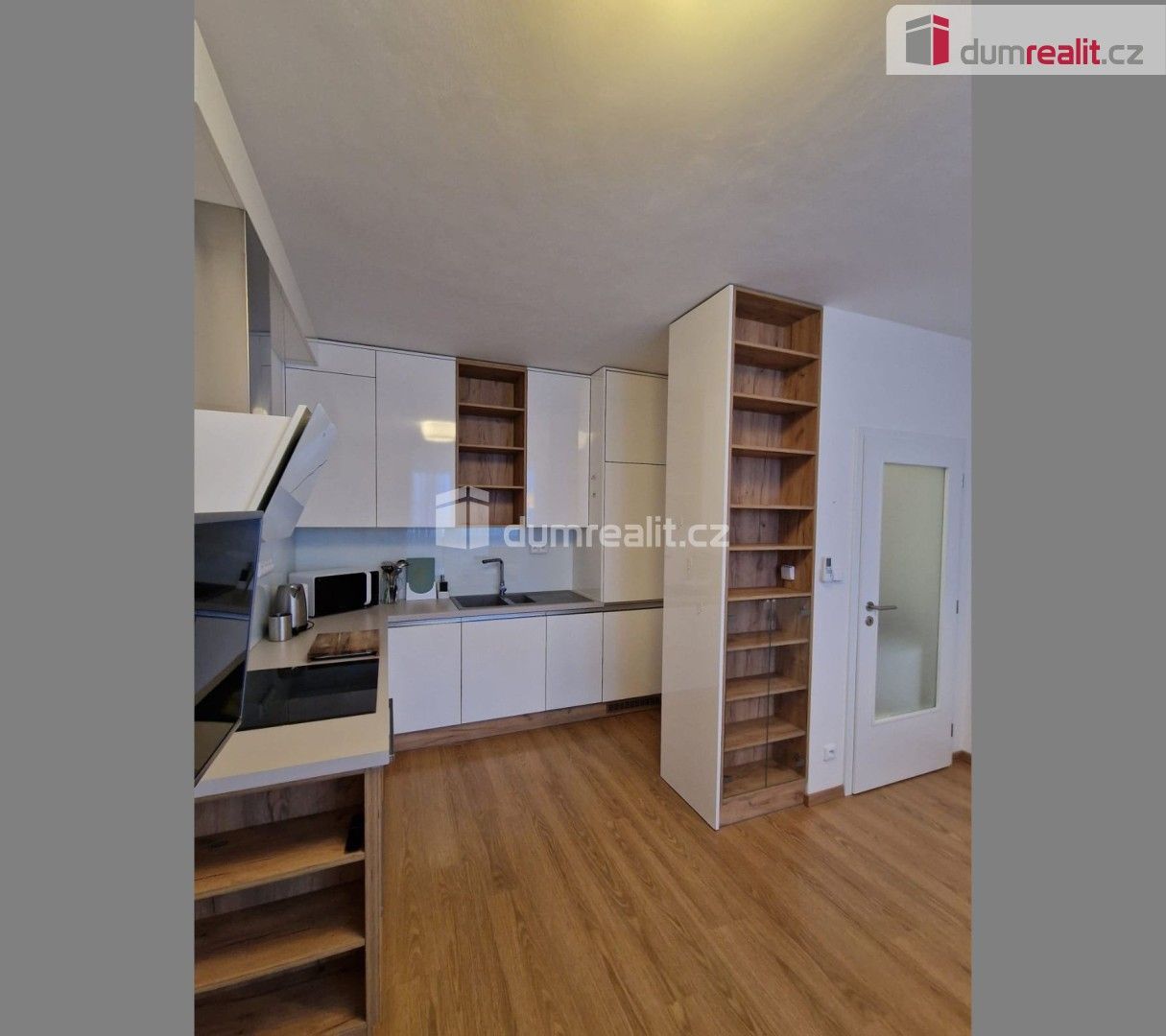 2+kk, U Hostavického potoka, Praha, 49 m²