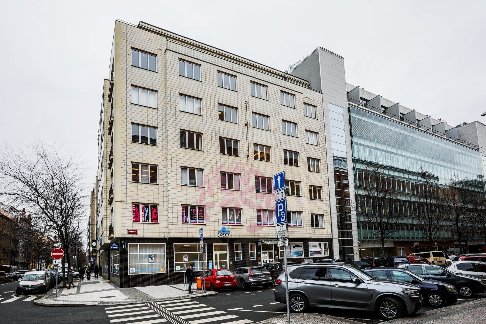 Pronájem kancelář - Thámova, Praha, 141 m²