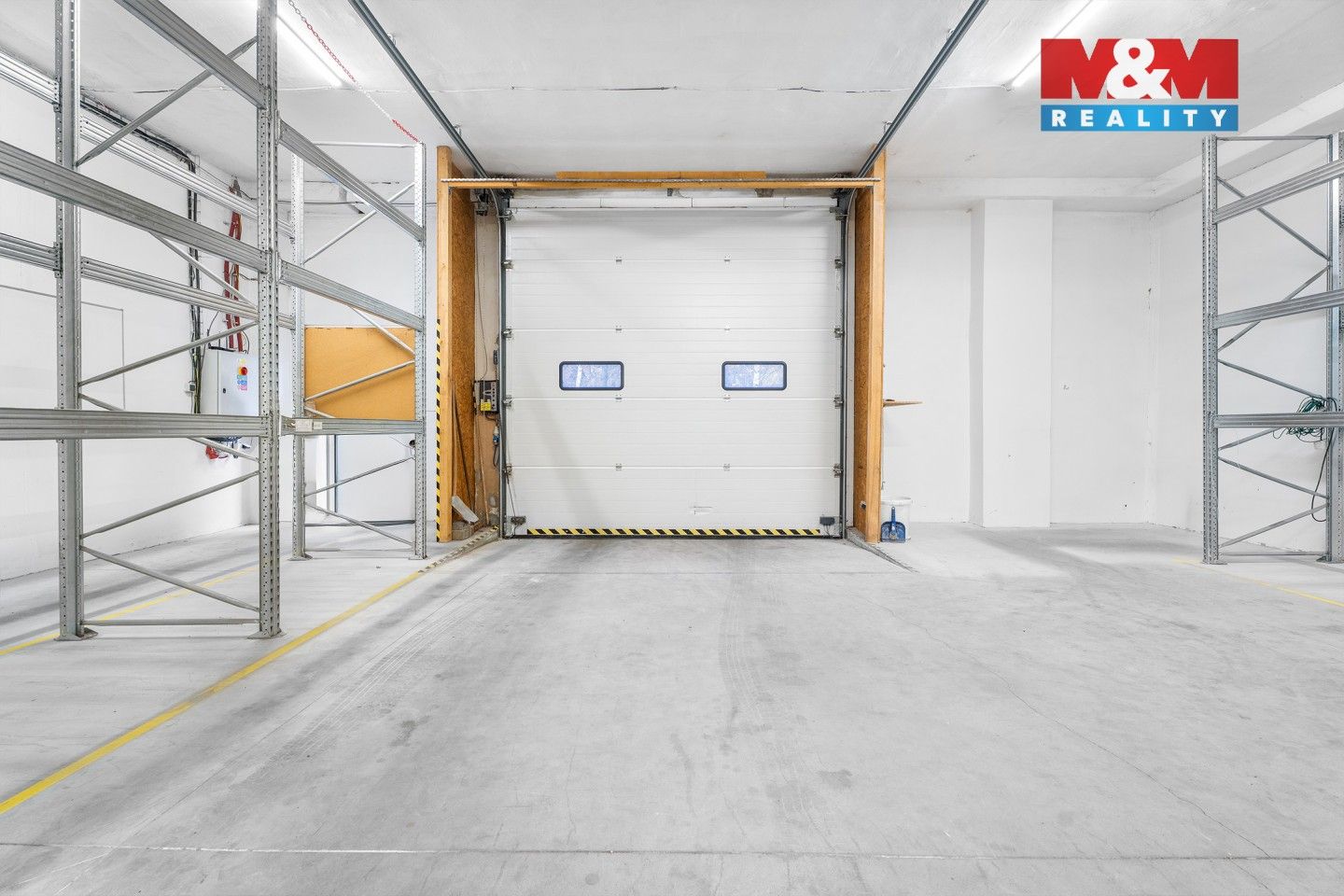 Pronájem obchodní prostory - U Nisy, Chrastava, 740 m²