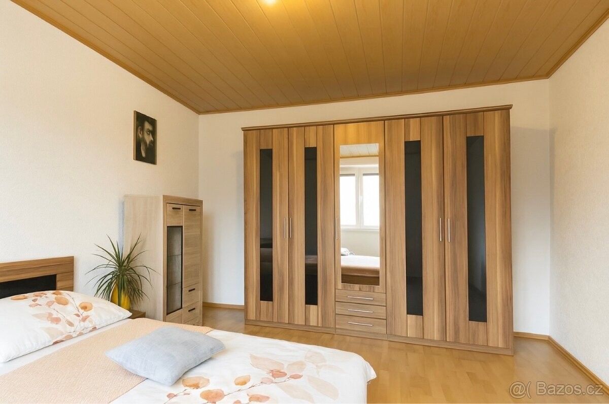 Pronájem byt - Hazlov, 351 32