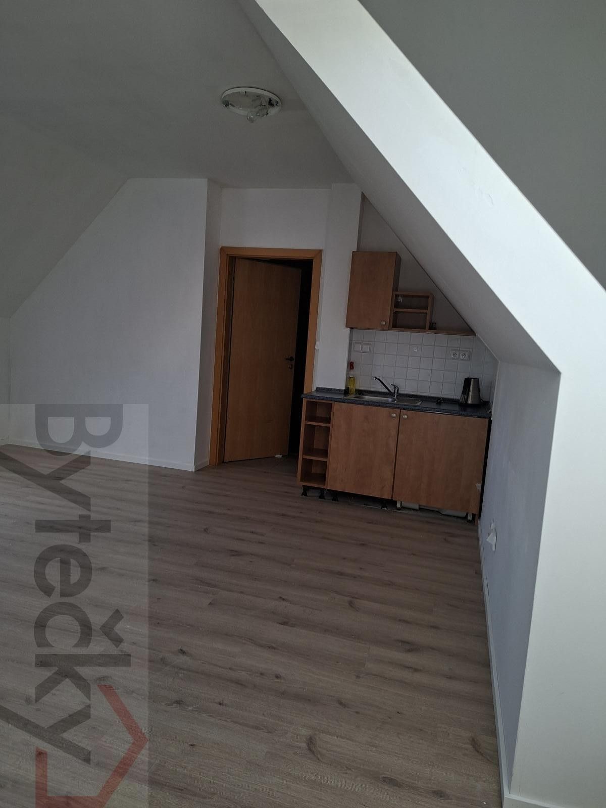Kancelář · 24 m² · Ohradské náměstí, Praha Stodůlky - 4