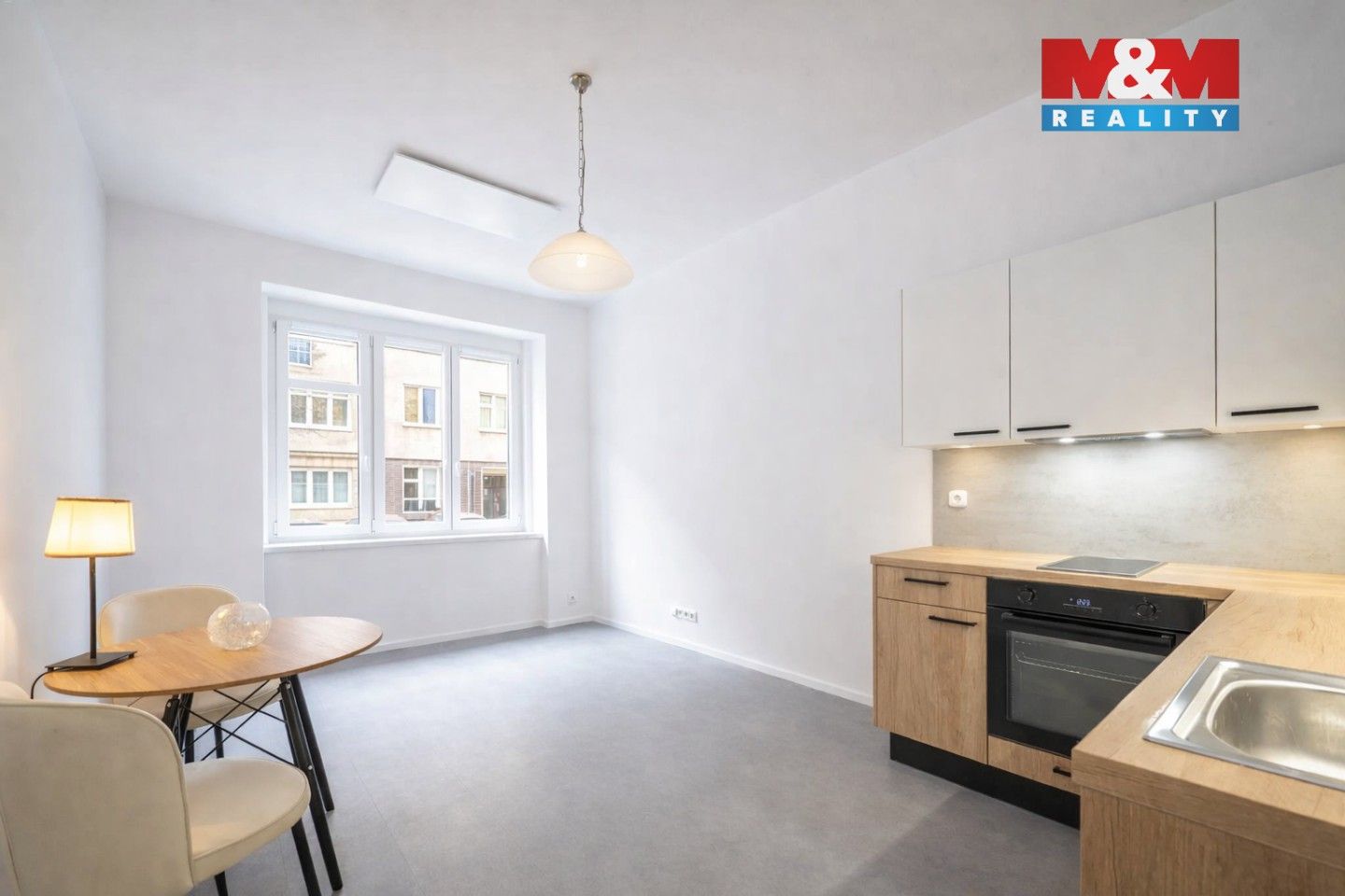 Pronájem byt 2+kk - Sámova, Praha, 48 m²