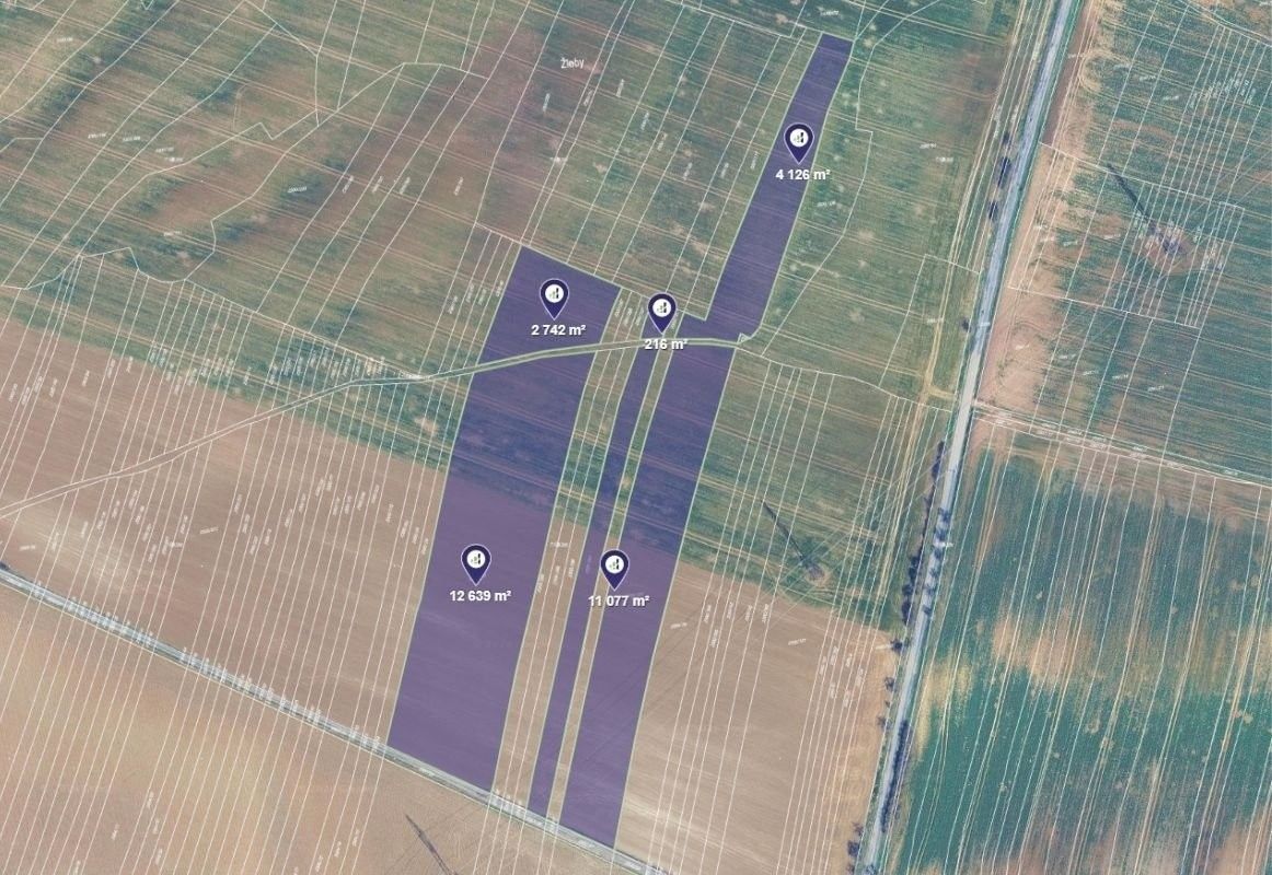 Zemědělské pozemky, Veverská Bítýška, 30 800 m² - 1