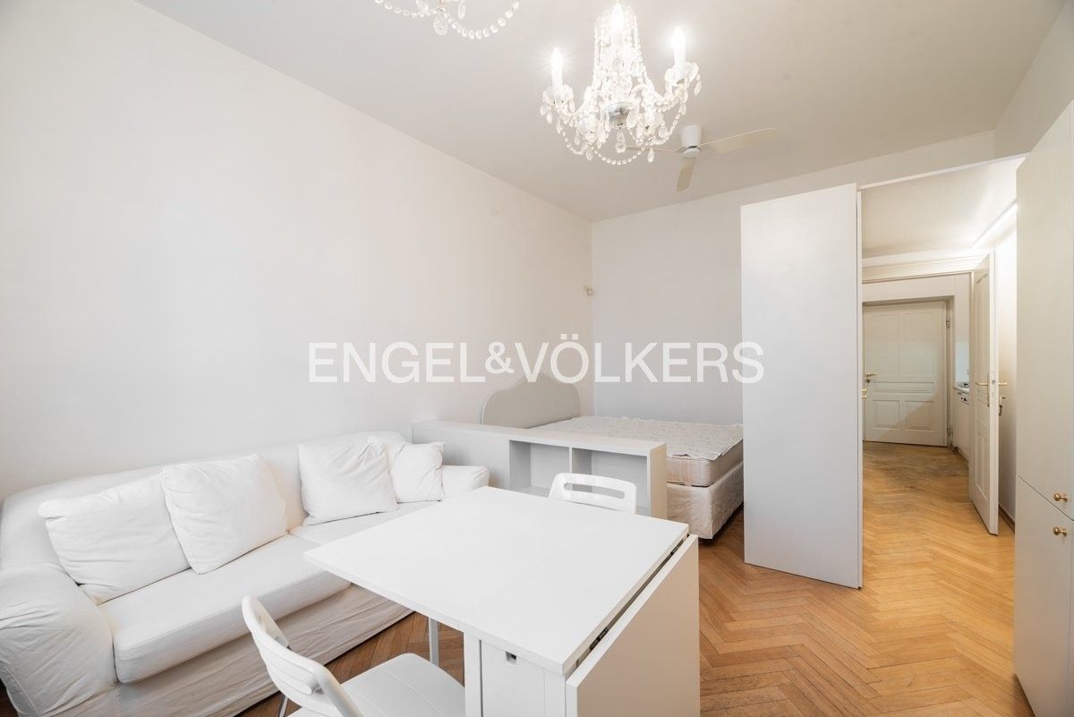 Pronájem byt 1+kk - Valentinská 20, Praha, 31 m²