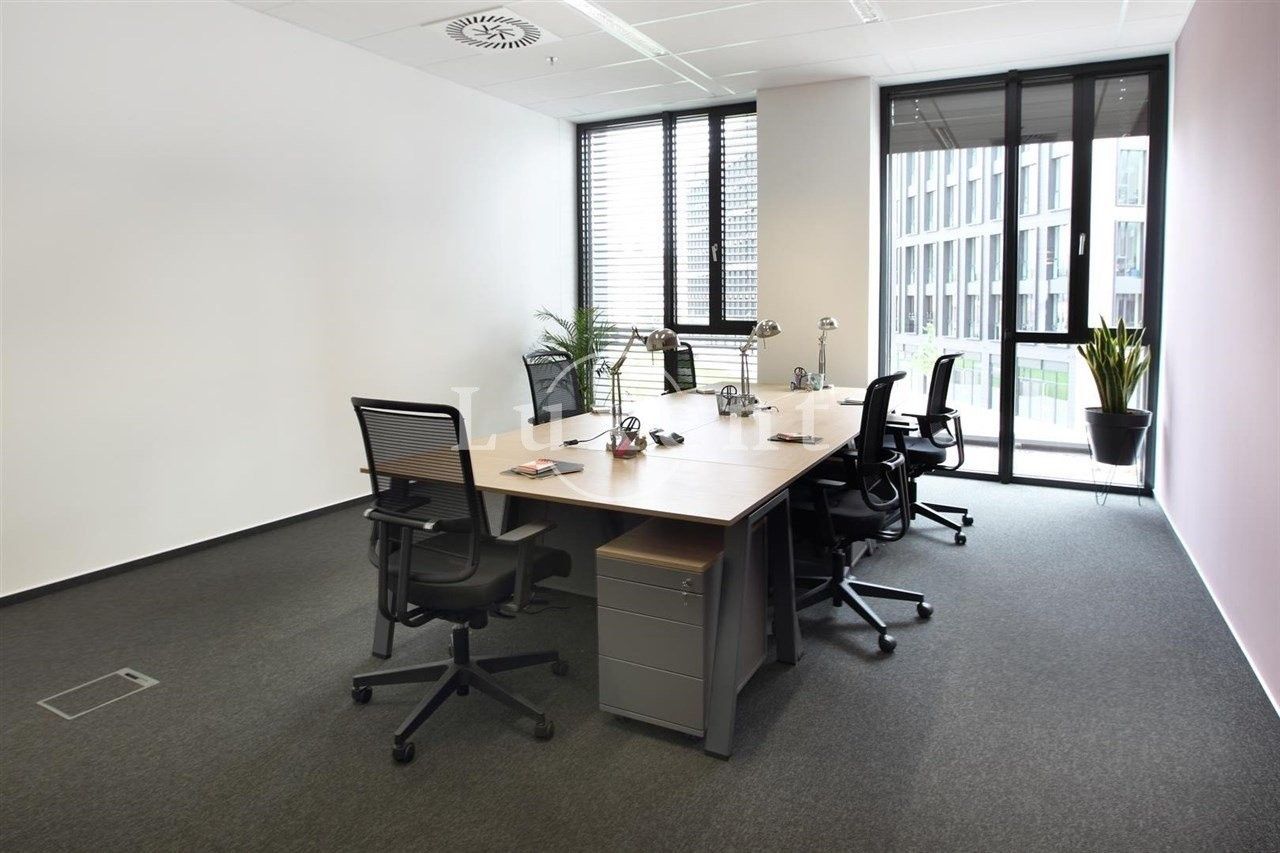 Pronájem kancelář - Rohanské nábřeží, Praha, 467 m²