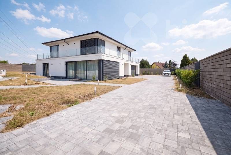 Rodinný dům, 336 m²