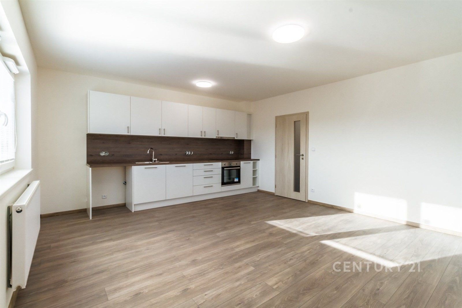 2+kk, Do zahrad , Brandýsek, 47 m²