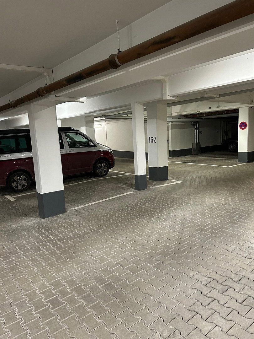 Garáž · Tuerkenstraße 28 München Maxvorstadt Bayern 80333 - 4