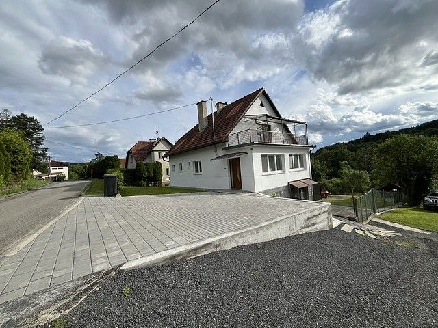 Rodinné domy, J. Haly, Vizovice, okres Zlín, 170 m² - 2