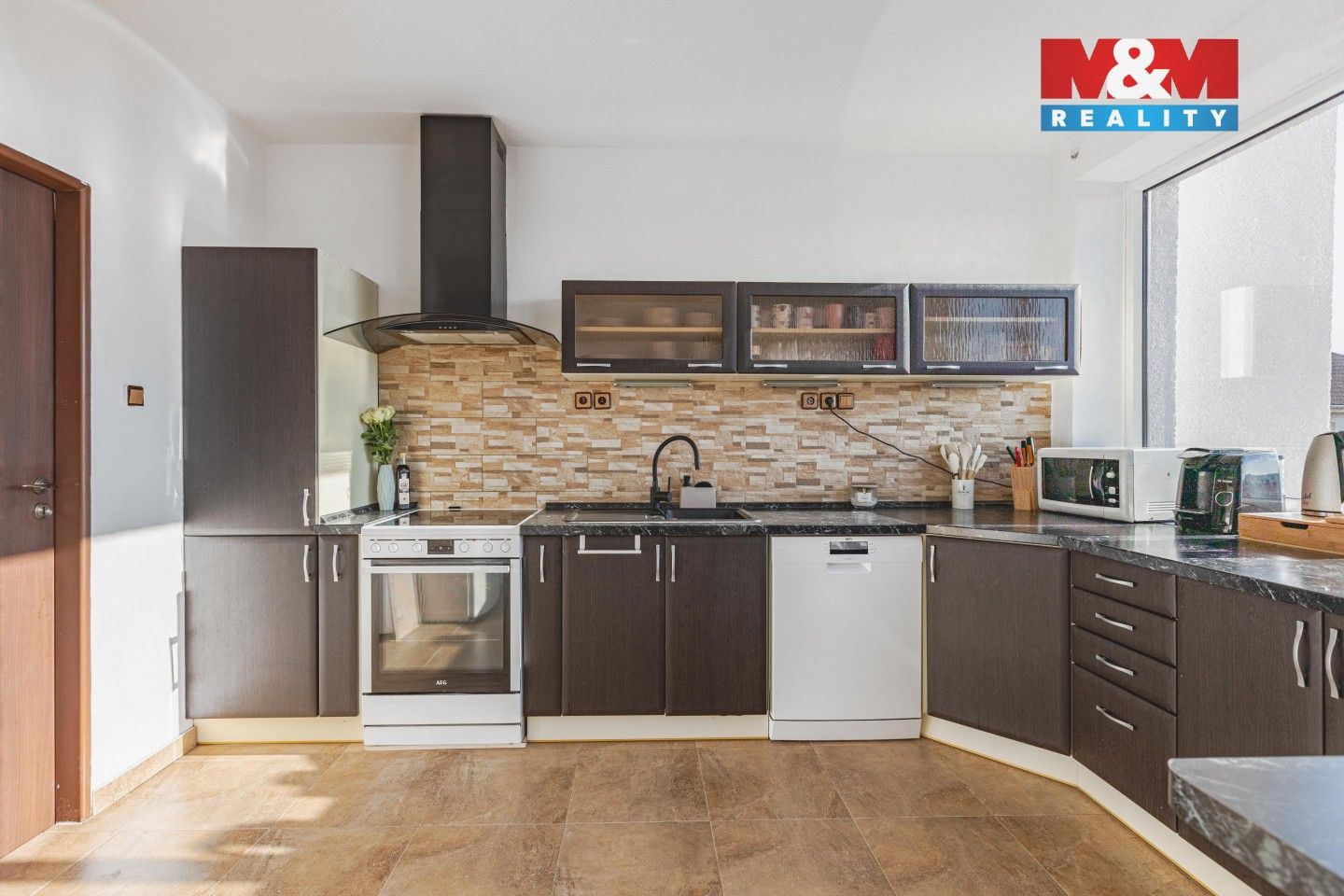 Prodej rodinný dům - Loza, 189 m²