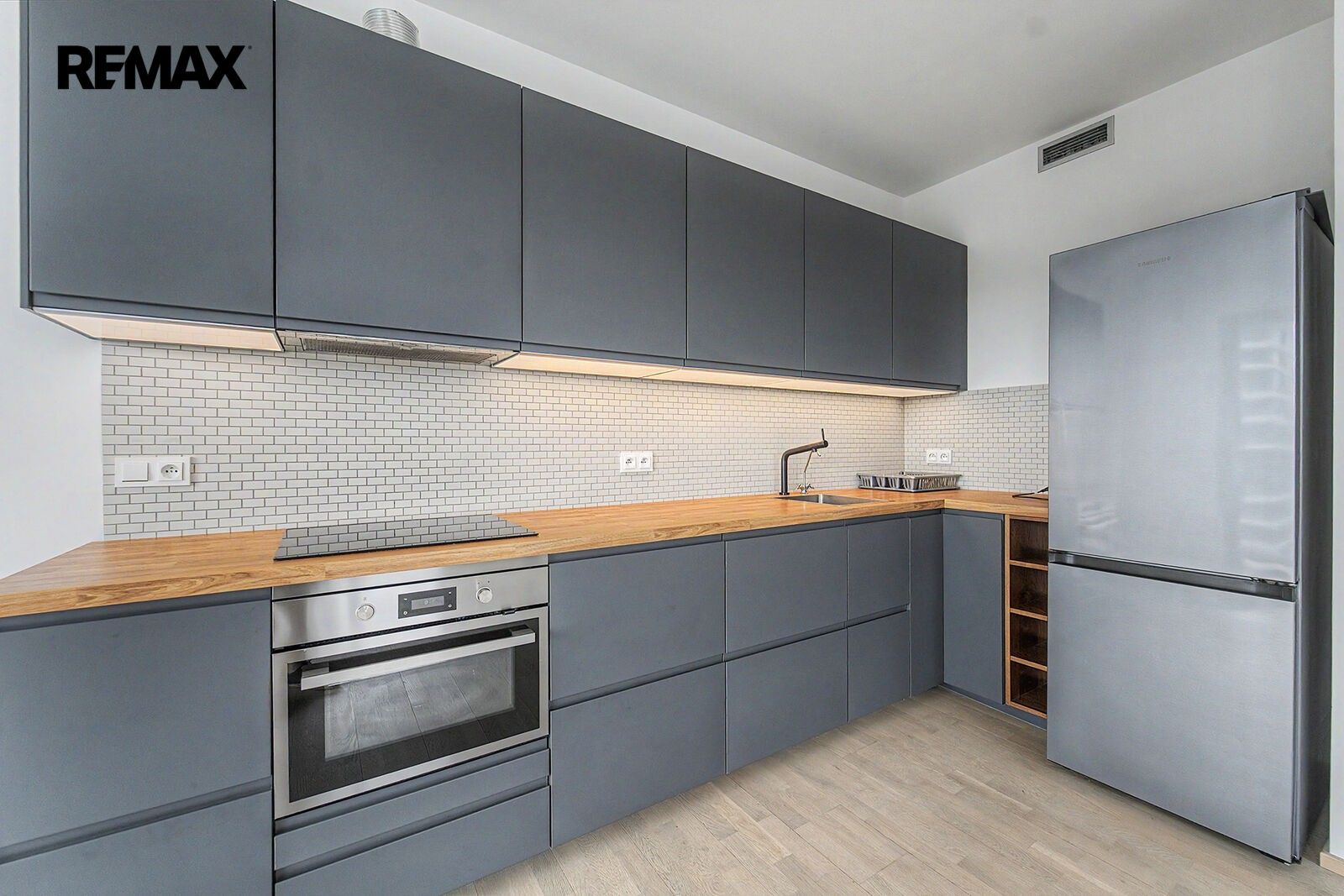 4+kk, Mezi vodami 2390, Praha Modřany, 113 m² - 2