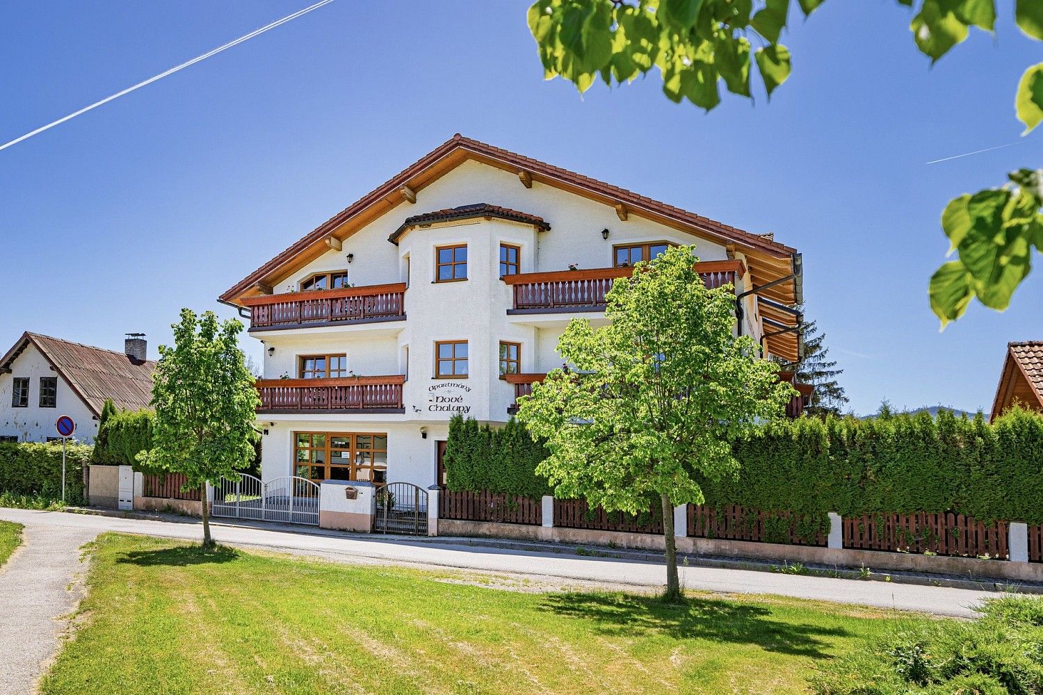 Ubytovací zařízení, 566 m²
