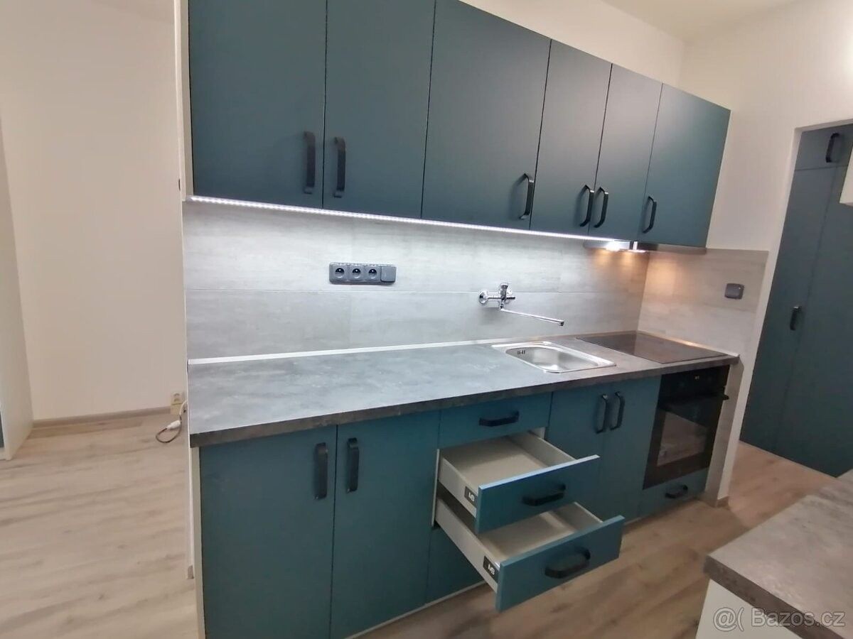 Pronájem byt - Pelhřimov, 393 01